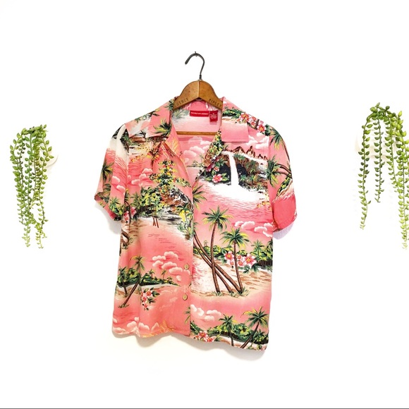 Gloria Vanderbilt Tops - Vtg Gloria Vanderbilt Pink Hawaiian Shirt